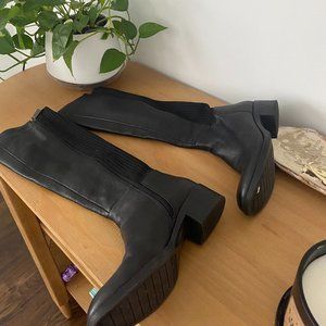 Kenneth Cole Black Boots